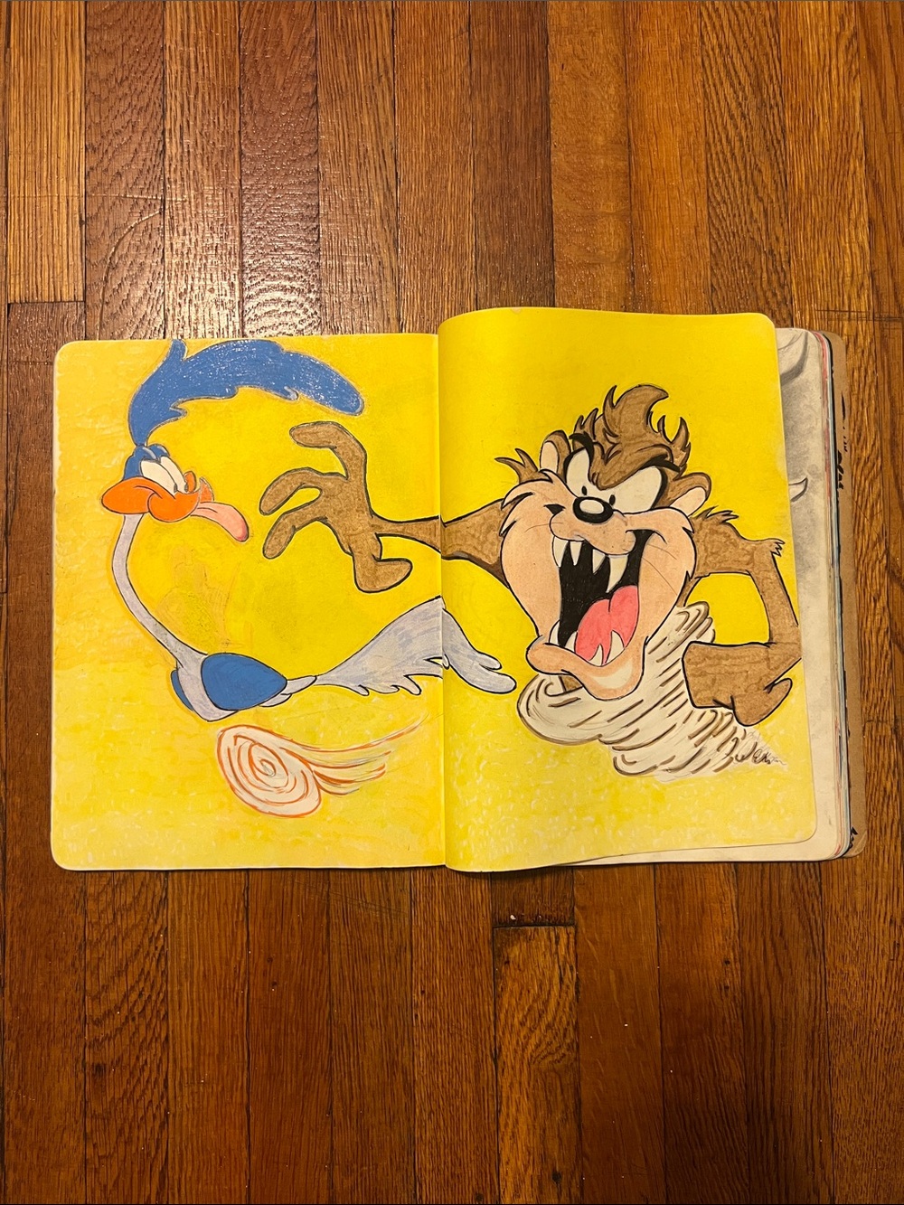 Looney Tunes Taz & Road Runner Yellow Art Print - Home Wall Art